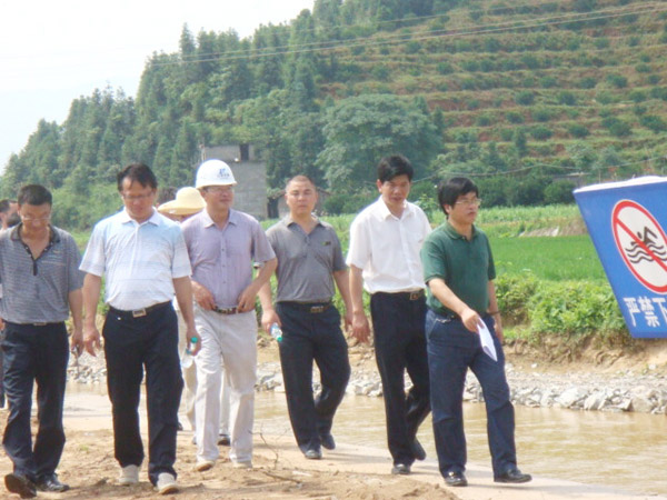 20120615112943346